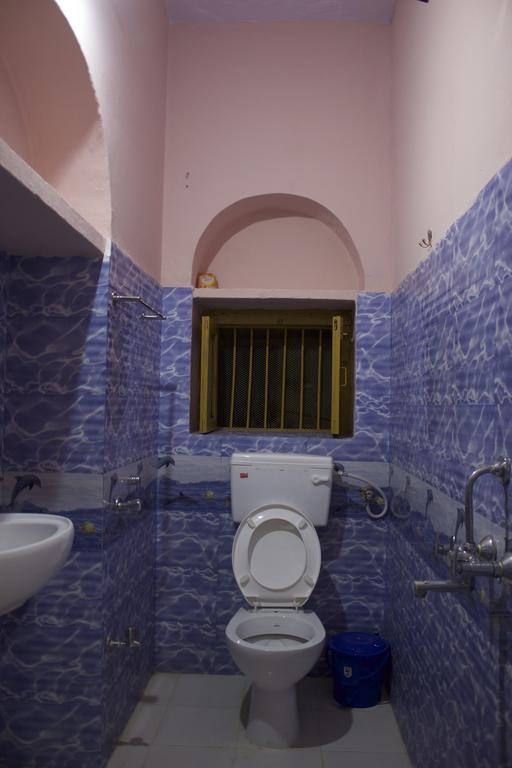 Yogi Lodge Варанасі Екстер'єр фото